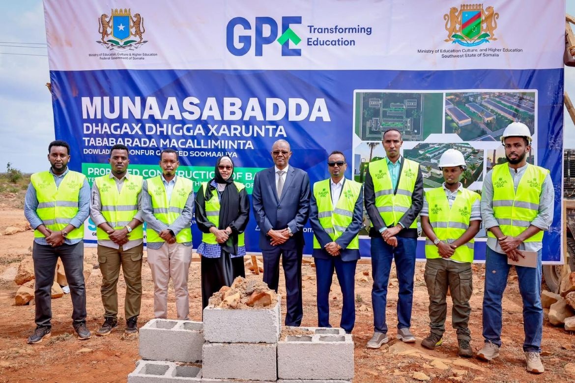 La pose de la première pierre de ce centre de formation des enseignants