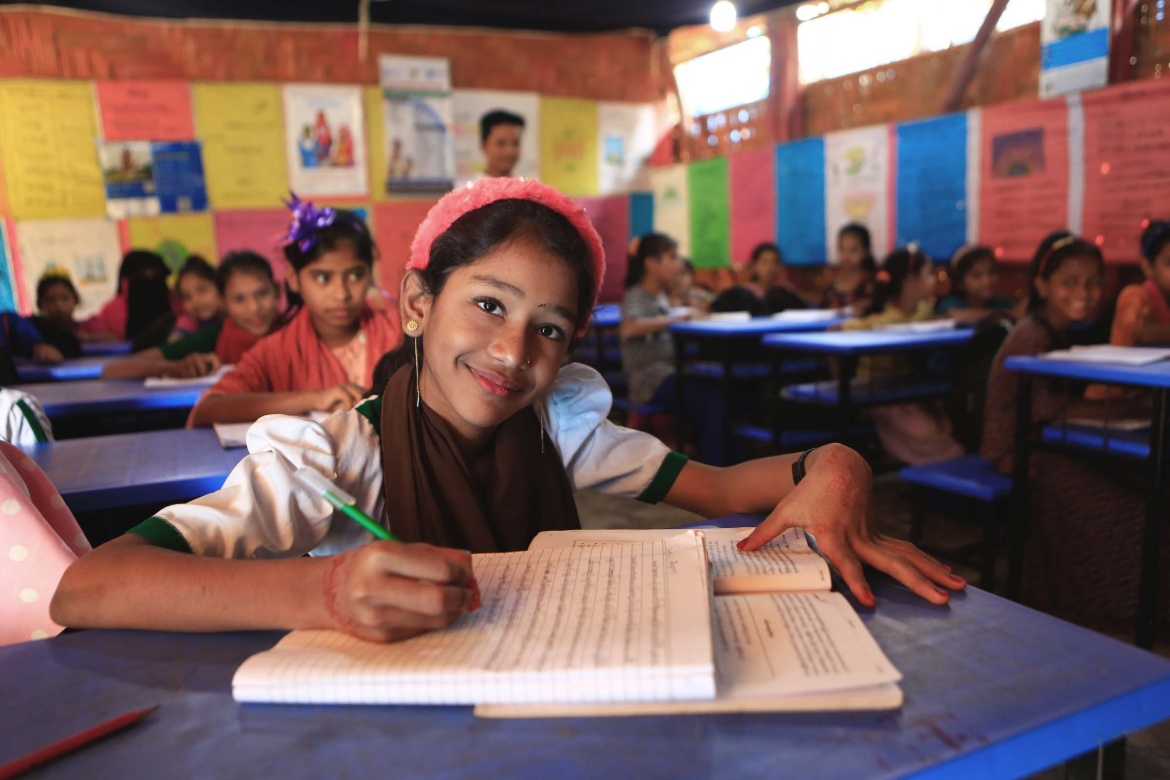 Ismat Khatun is 12 years old and attends grade 6 in an all-girls class at the Chayabithi Learning Center in the Rohingya camp in Cox’s Bazar. Credit: GPE/Salman Saeed